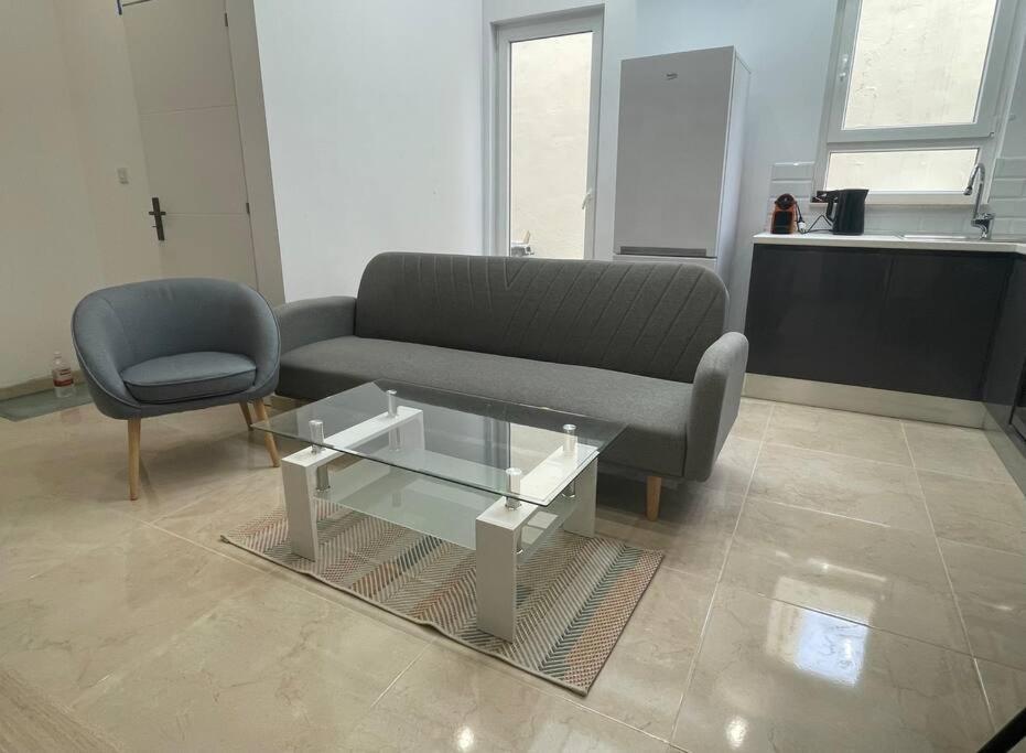 New Two Bedroom Flat Kamila On A Dwell Σλιέμα Εξωτερικό φωτογραφία